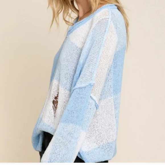 POL Distressed Relaxed Fit Sweater - Picture 4 of 5